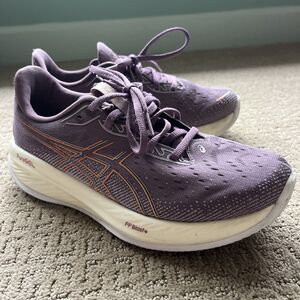ASICS Women's sz 9 GEL-CUMULUS™ 26 Running Shoe in Dusty Mauve/Faded Orange GUC